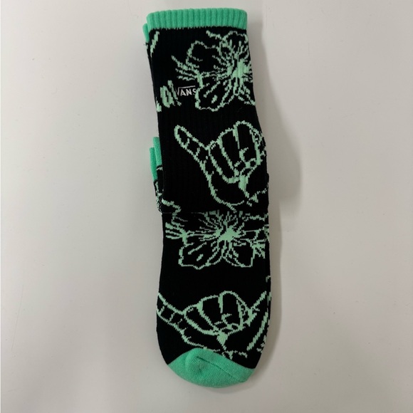 Vans Crew Socks Mens Womens Unisex Size 6.5-9 Black Green Aloha Hawaiian Floral - Picture 2 of 2